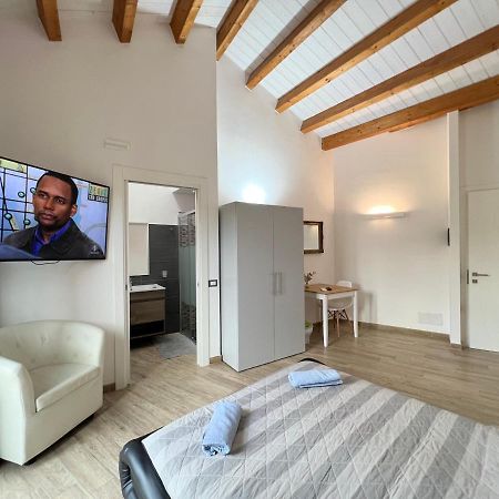 L'Angelo Bianco 2 Apartment Pula Exterior photo
